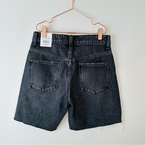New Zara mid rise loose fit bermuda black washed denim distressed shorts - Picture 8 of 11